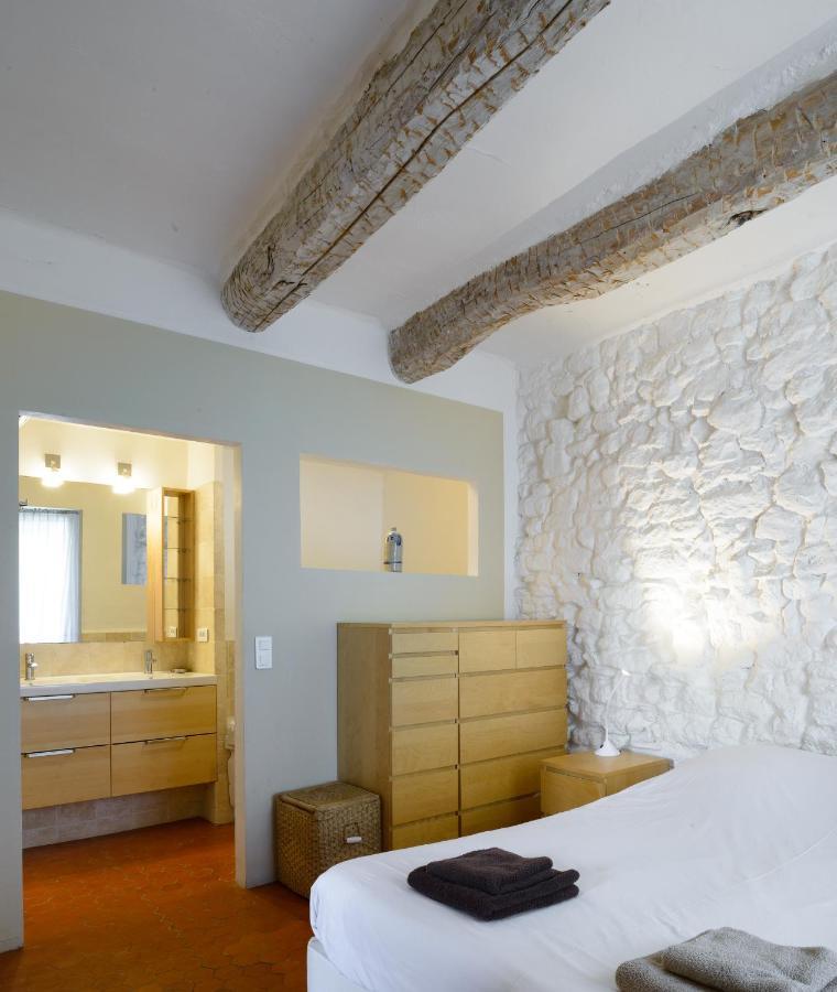 Chambre D'Hotes & Gites Vacances-En-Luberon Reillanne Ngoại thất bức ảnh
