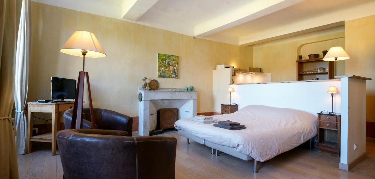 Chambre D'Hotes & Gites Vacances-En-Luberon Reillanne Ngoại thất bức ảnh