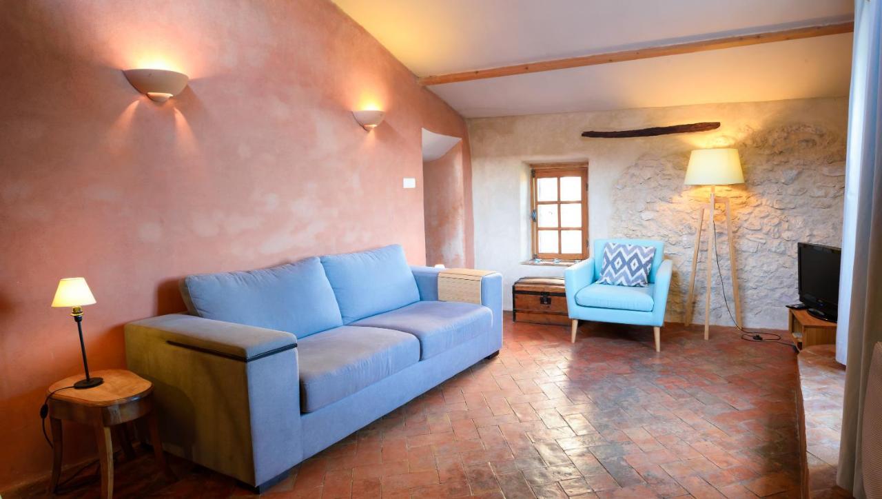 Chambre D'Hotes & Gites Vacances-En-Luberon Reillanne Ngoại thất bức ảnh